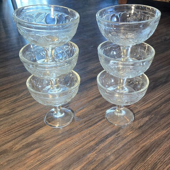 Vintage LUMINARC (France) Set of Six Fruit Pattern Embossed Dessert Cups - Picture 1 of 14